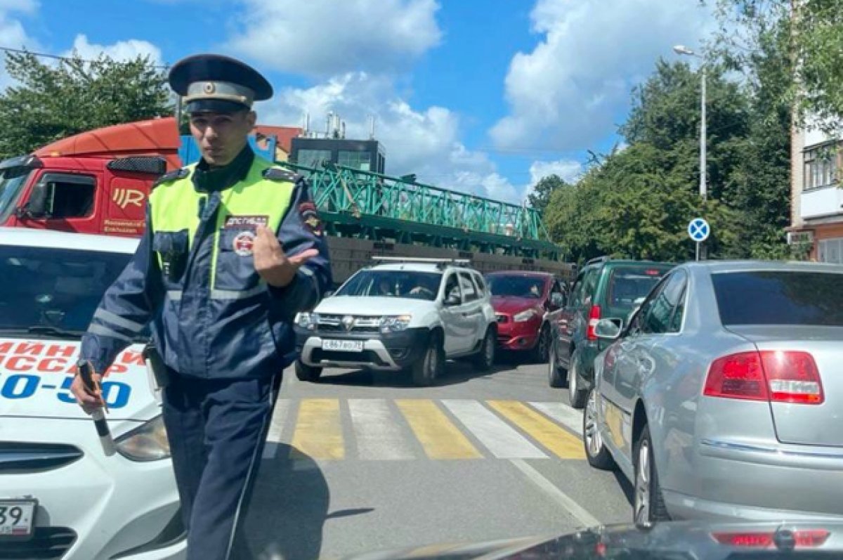 Фото в машине полиции