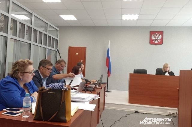 Очередное заседание, на котором должны были опрашивать свидетелей, должно было состояться 18 июля, но Найданова в суд не явилась.