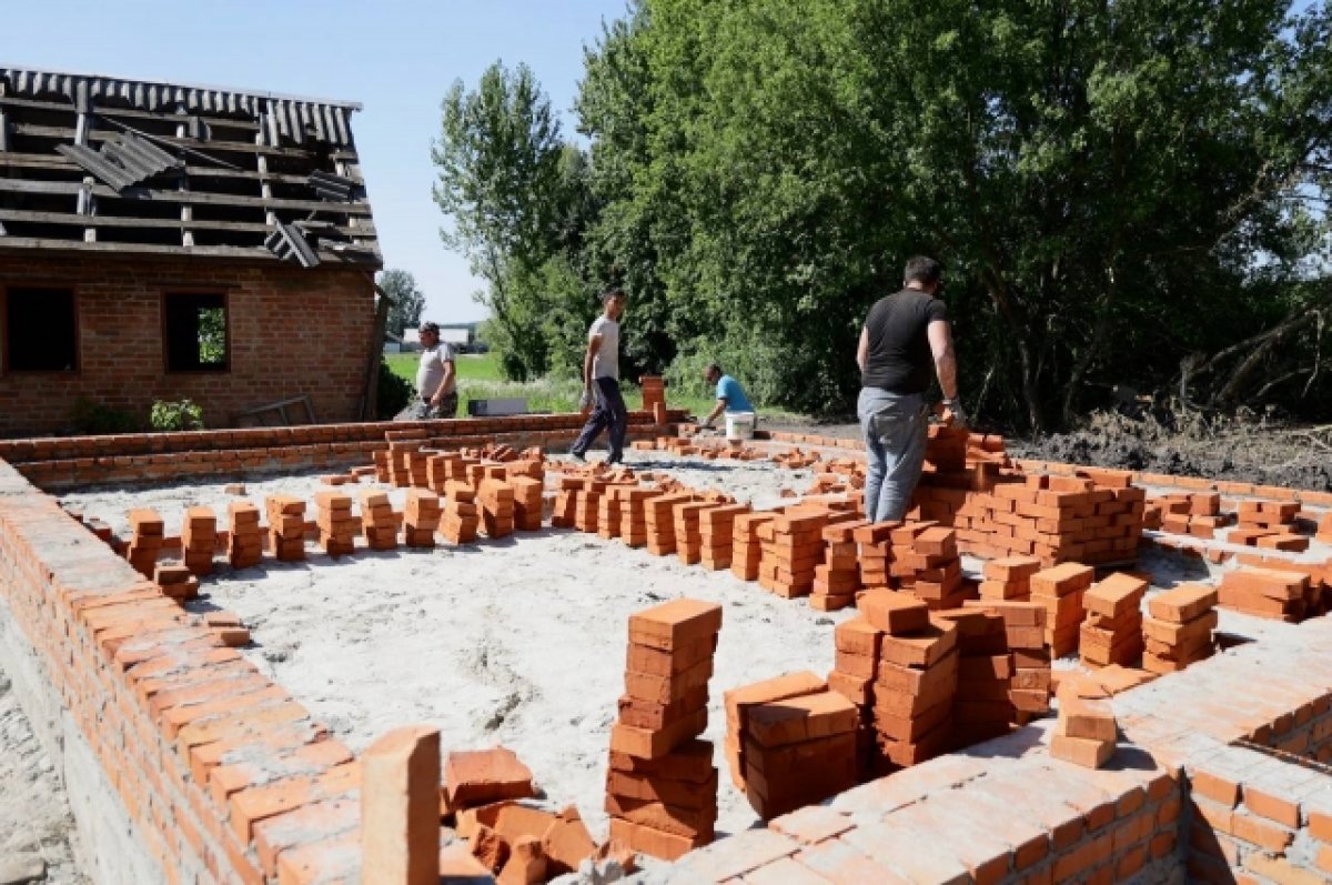 Село Козинка Белгородской области восстанавливают после обстрелов и ДРГ |  АиФ Белгород