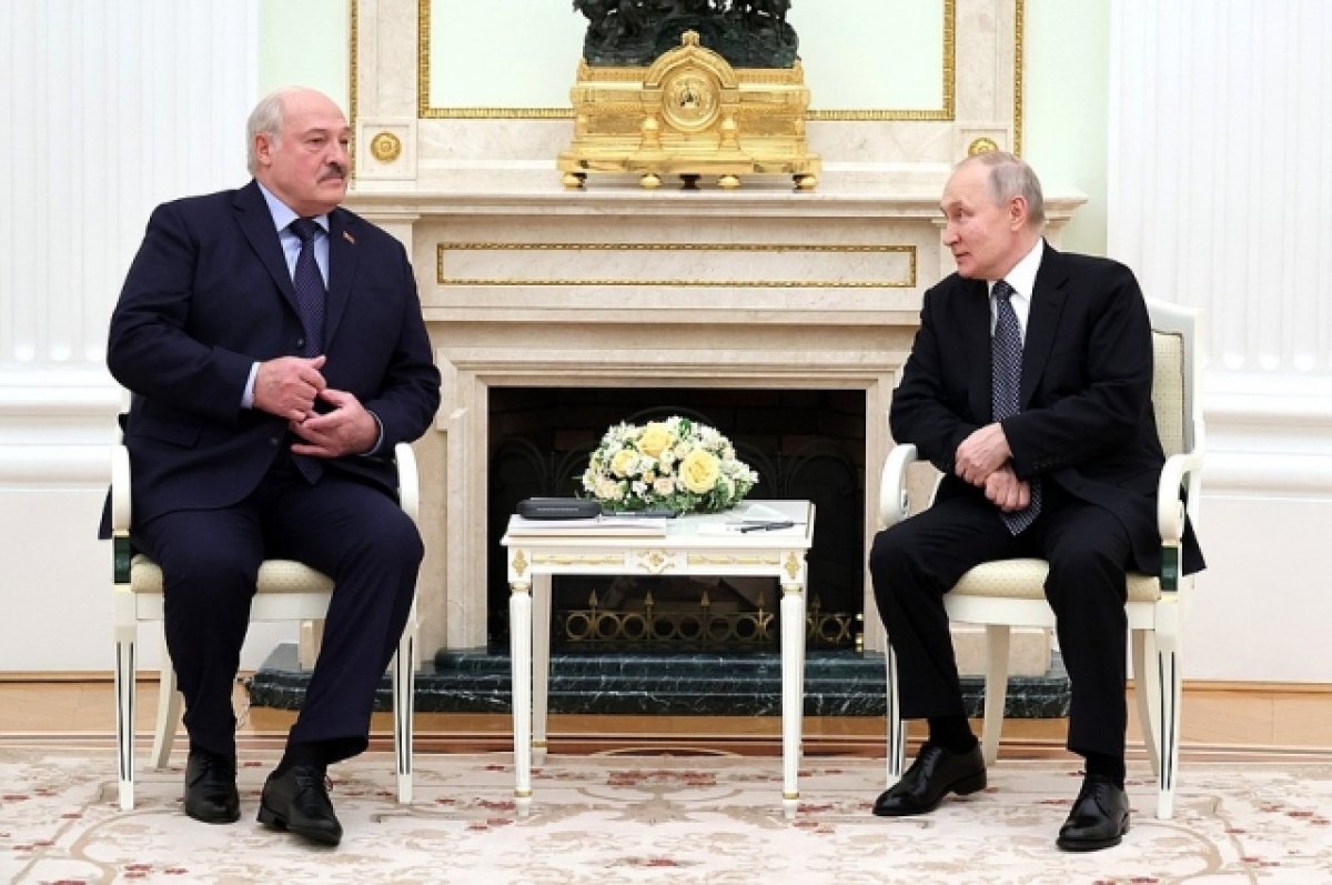 Лукашенко направился с рабочим визитом в РФ