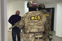 Выяснилось, что агент имеет отношение к организации покушения на известного в Крыму общественника Александр Талипова.