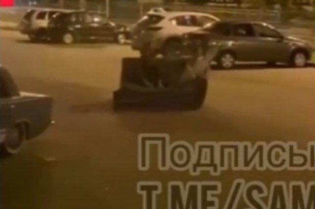 скриншот с видео