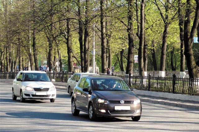 80 % кировчан поддержали идею о смене депутатских иномарок на автопром. 