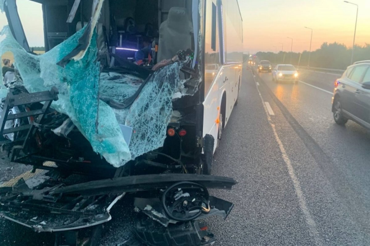 Смертельная авария с рейсовым автобусом и грузовиком произошла на М-4 «Дон»