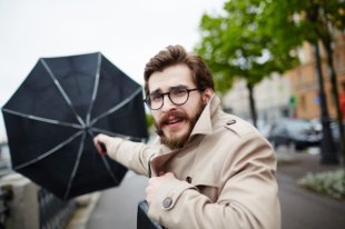 Жителей просят воздержаться от прогулок.