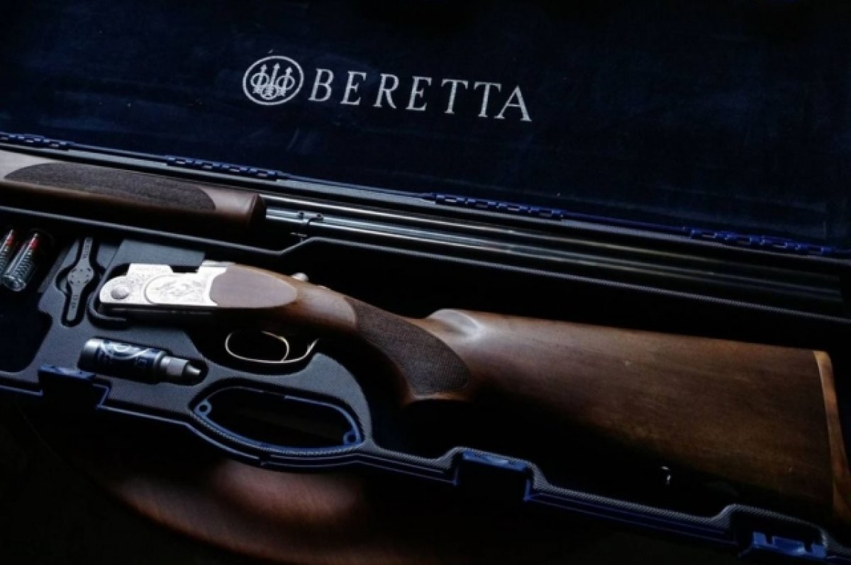 Берете ружье. Beretta 12 калибра. Охотничье ружье Беретта Калибр-12. Беретта 5 зарядка ружье 12 калибра. Охотничье ружье Беретта Калибр-12 вертикалка.