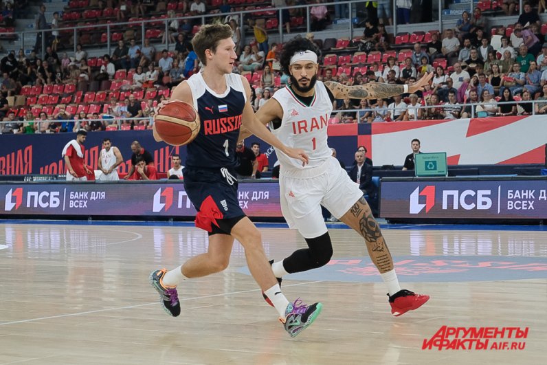В Перми завершился второй баскетбольный матч Россия - Иран.