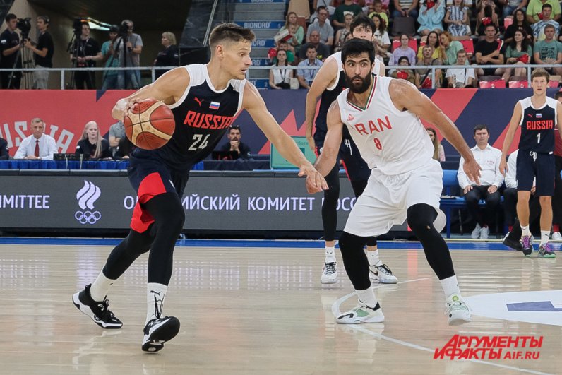 В Перми завершился второй баскетбольный матч Россия - Иран.