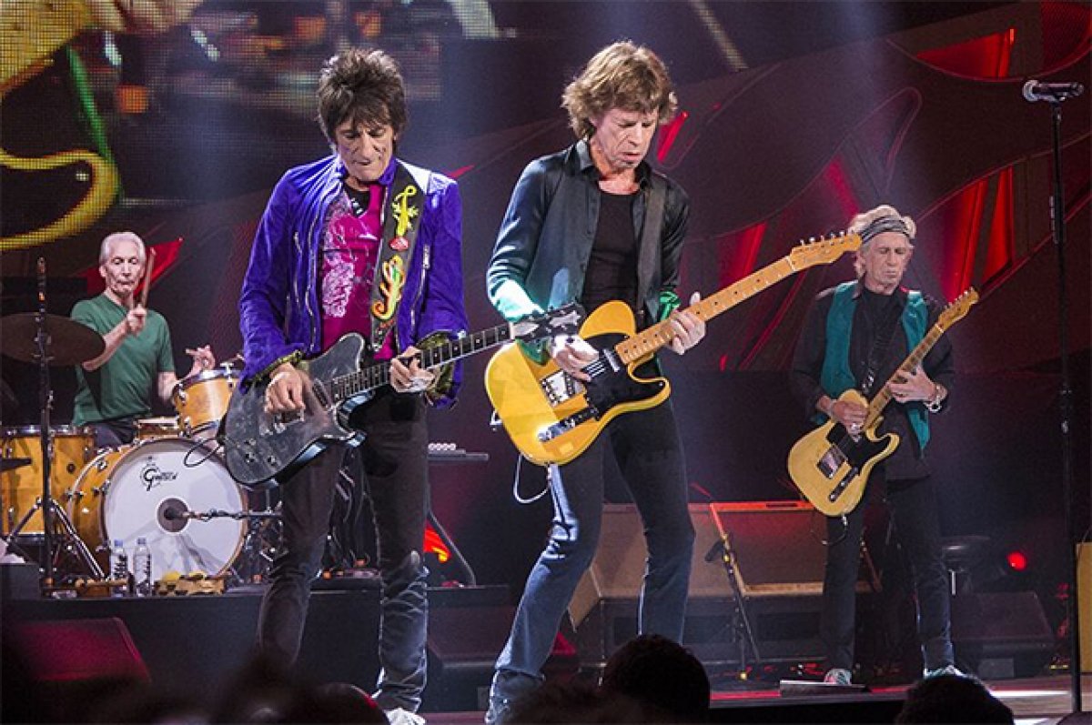 В Великобритании установили памятник основателям The Rolling Stones