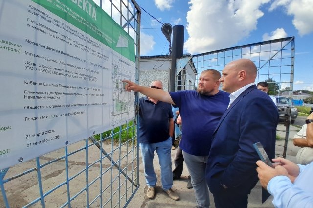 Ход строительства проверил замминистра Александр Байков.