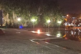 Вода подобралась вплотную к Вечному огню.