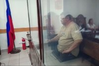 Обыски в кабинете, выход в наручниках, скамейка подсудимых - все эти картинки из новой реальности мэра Рыбалко следком обнародовал перед кузбассовцами.