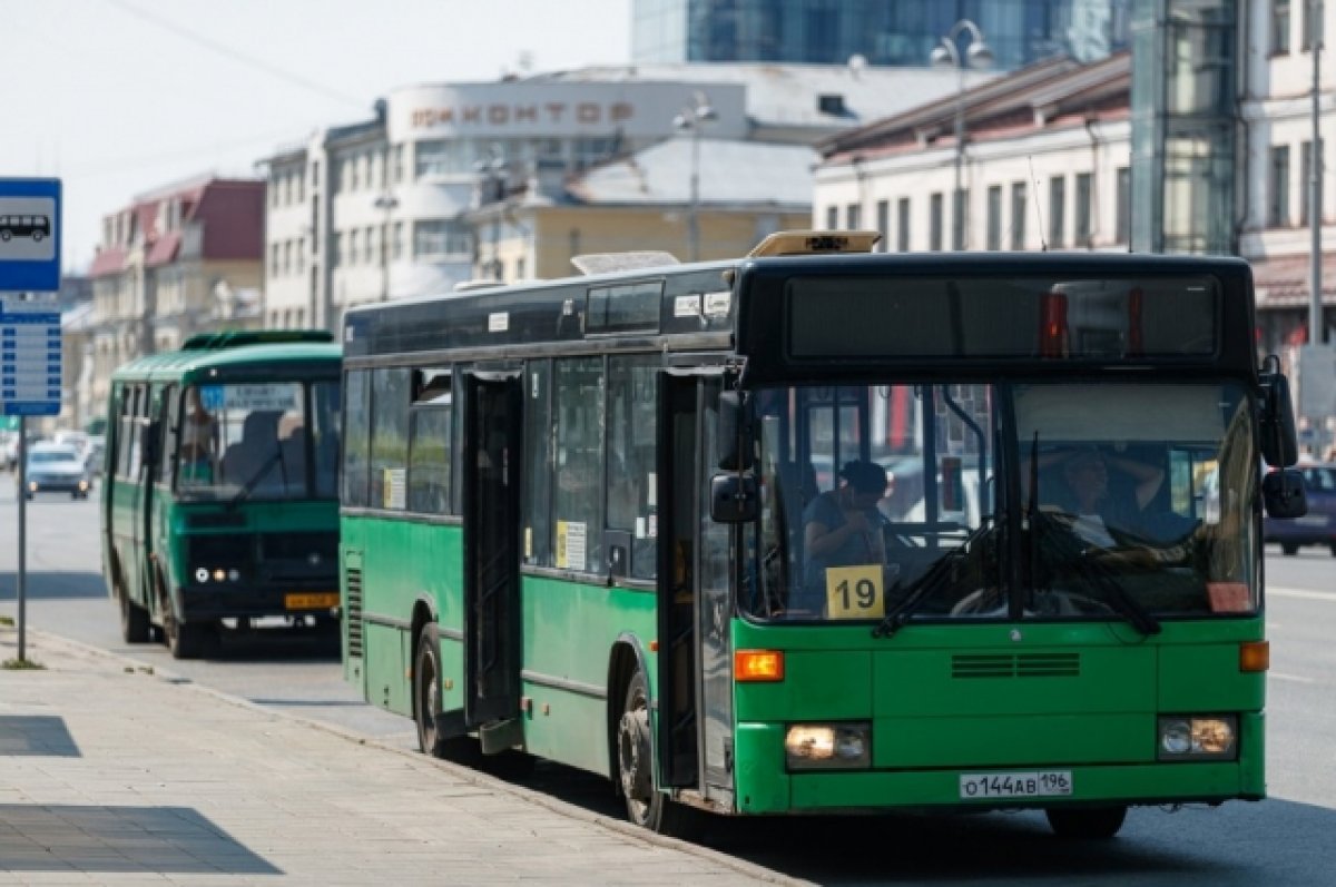 Екатеринбуржцам рассказали, как добраться домой после Дня города | АиФ Урал