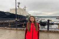 Девочка вернется на большую землю 24 августа