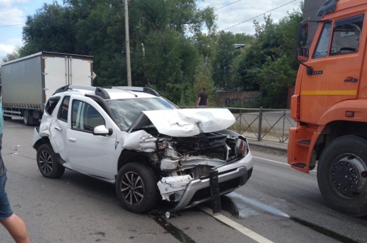 В ДТП с 13 авто на трассе в Пензе пострадали водители Haval, Renault, Volvo  | АиФ Пенза