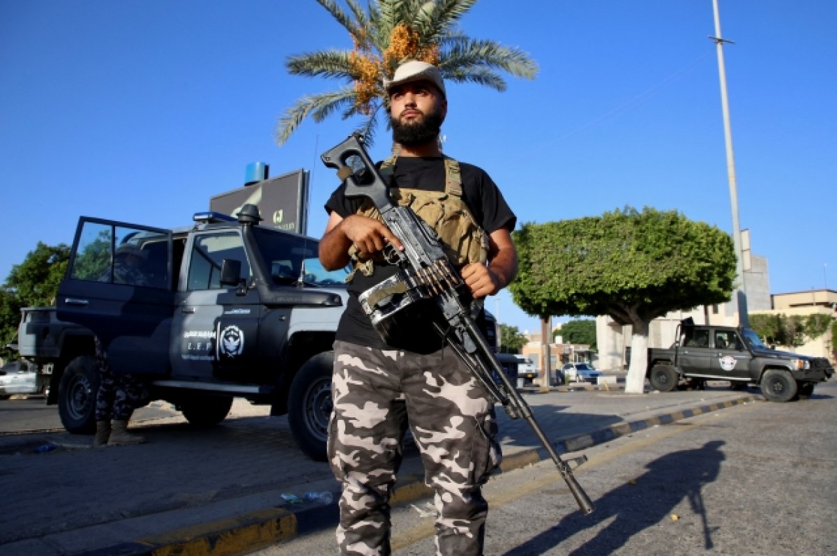 Армия Ливии начала операцию против вооруженных группировок на юге страны