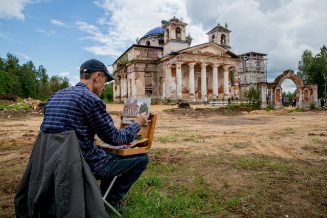 Храм Петра и Павла в Переслегино будет возрождён.