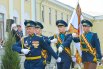 Суворовскому училищу вручили знамя.