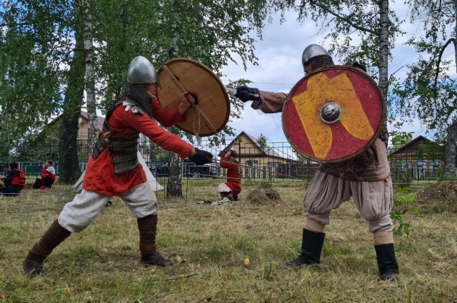 Сейчас в Золотаревке каждый год проходит фестиваль, на котором вспоминают, как разбили войска монголо-татар, делают реконструкцию боев.