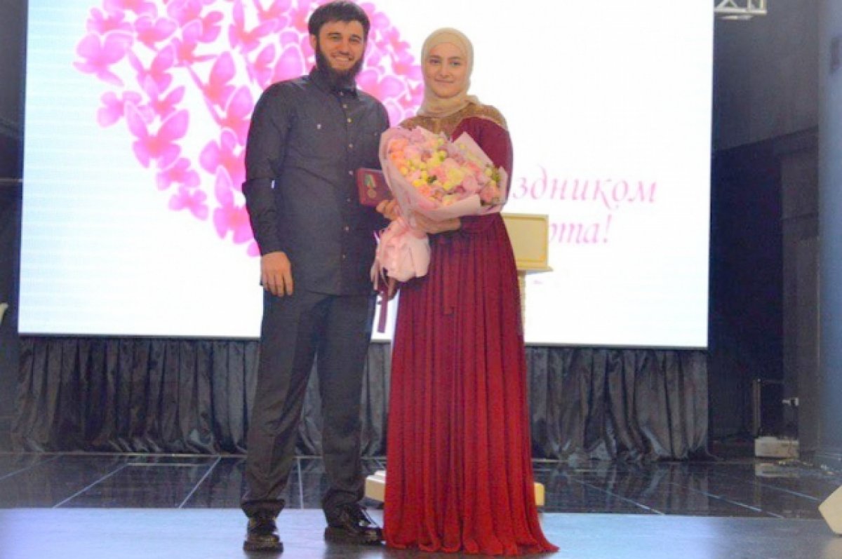 Путин наградил Кадырову орденом «За заслуги перед Отечеством» II степени