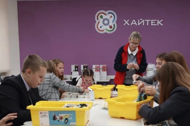 В Смоленской области открывают «Точки роста» и технопарки «Кванториум».