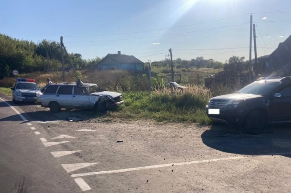 Нетрезвый водитель Renault столкнулся с ВАЗом в Трубчевском районе