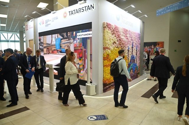 Татарстанская делегация сейчас работает во Владивостоке на форуме ВЭФ. 