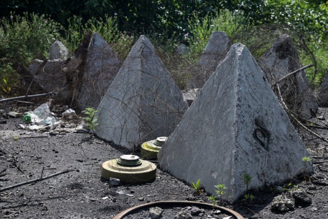 Противотанковые мины на купянском направлении в зоне специальной военной операции, Луганская Народная Республика.