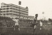 Эпизод легендарного матча «Волга» (Ульяновск) - «Торпедо» (Москва) в августе 1970 года.