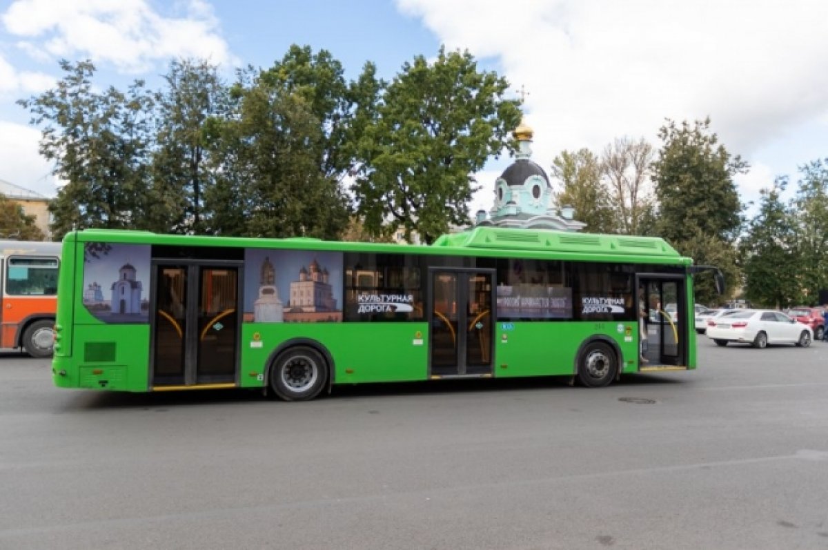 Псков общественный транспорт. Городской автобус. Автобус Псков. Большой городской автобус.