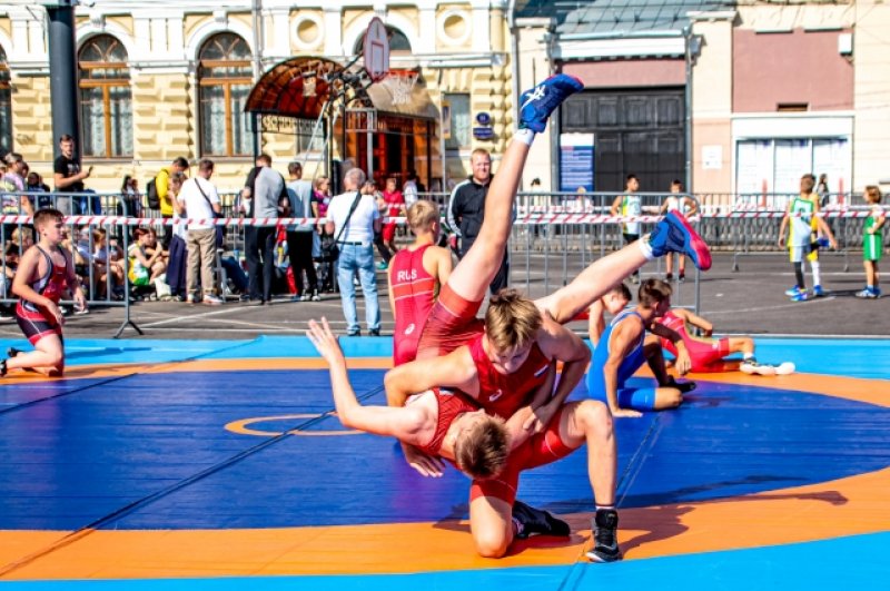 Спорт и патриотизм. Как Воронеж отметил й День рождения | АиФ Воронеж