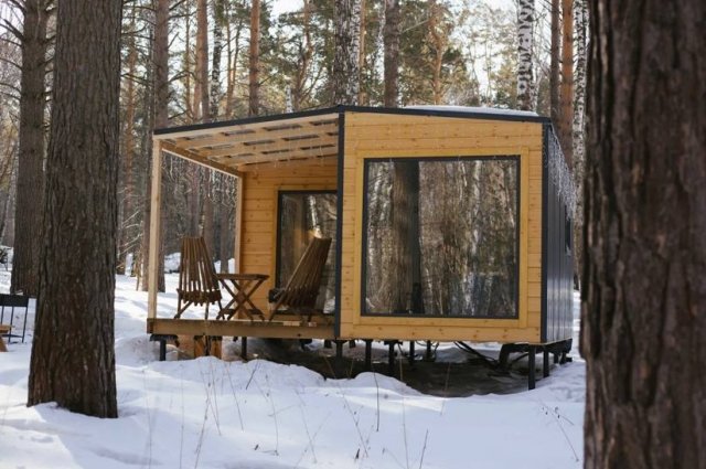 Модульные домики уже принимают туристов на единственном в Сибири дайвинг-курорте «Темир».