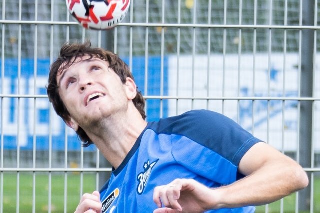 Марио Фернандес на открытой тренировке «Зенита» перед матчем с «Оренбургом» 28 сентября 2023 года.