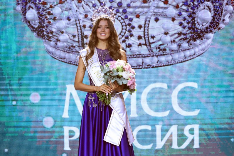 Теперь петербурженка будет представлять Россию на конкурсах «Мисс Мира» и «Мисс Вселенная». 