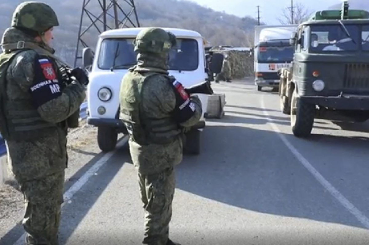Миротворцы РФ выставляют 25 постов для охраны вооружения в Карабахе