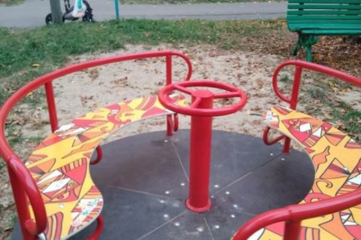 В Пензе на улице Мира установили новые элементы на детской площадке |  ОБЩЕСТВО | АиФ Пенза