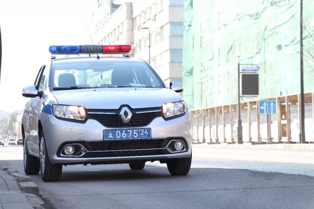 По подозрению в поджоге сотрудники красноярской полиции задержали ранее судимого за имущественные преступления красноярца 1991 года рождения.  