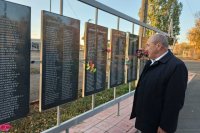 В Кувандыке неизвестные подожгли мемориал с именами участников ВОв.