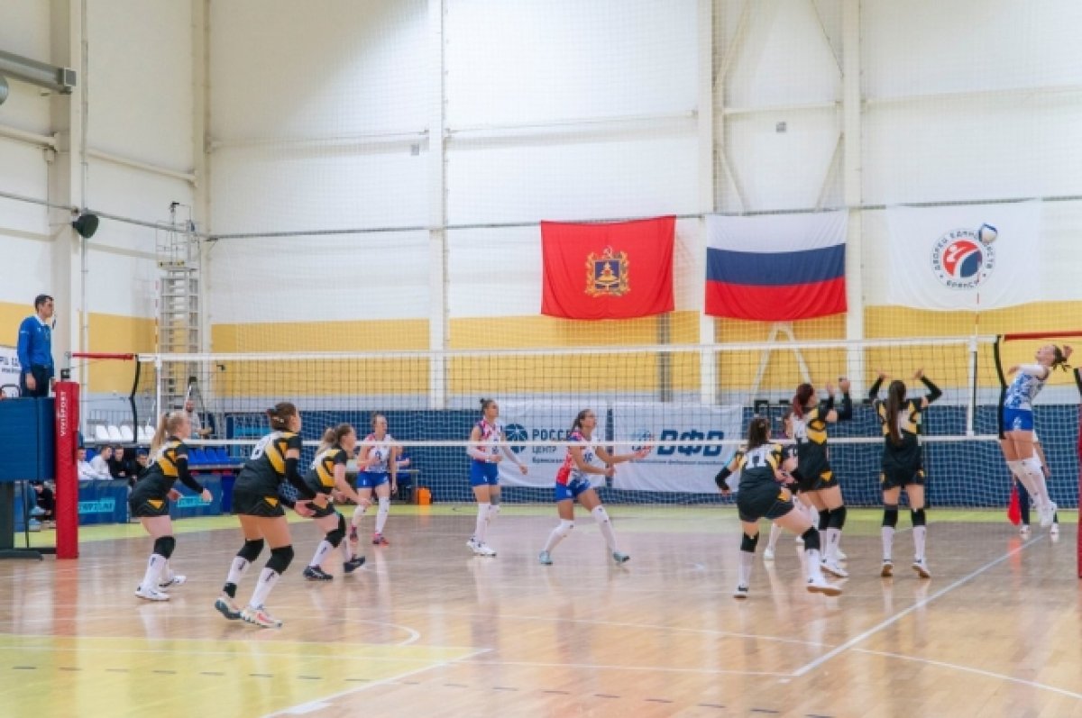 Брянские волейболистки победой открыли новый сезон чемпионата России