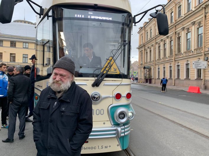 Один из первых пассажиров уникального трамвая стал правнук великого русского писателя Дмитрий Достоевский.