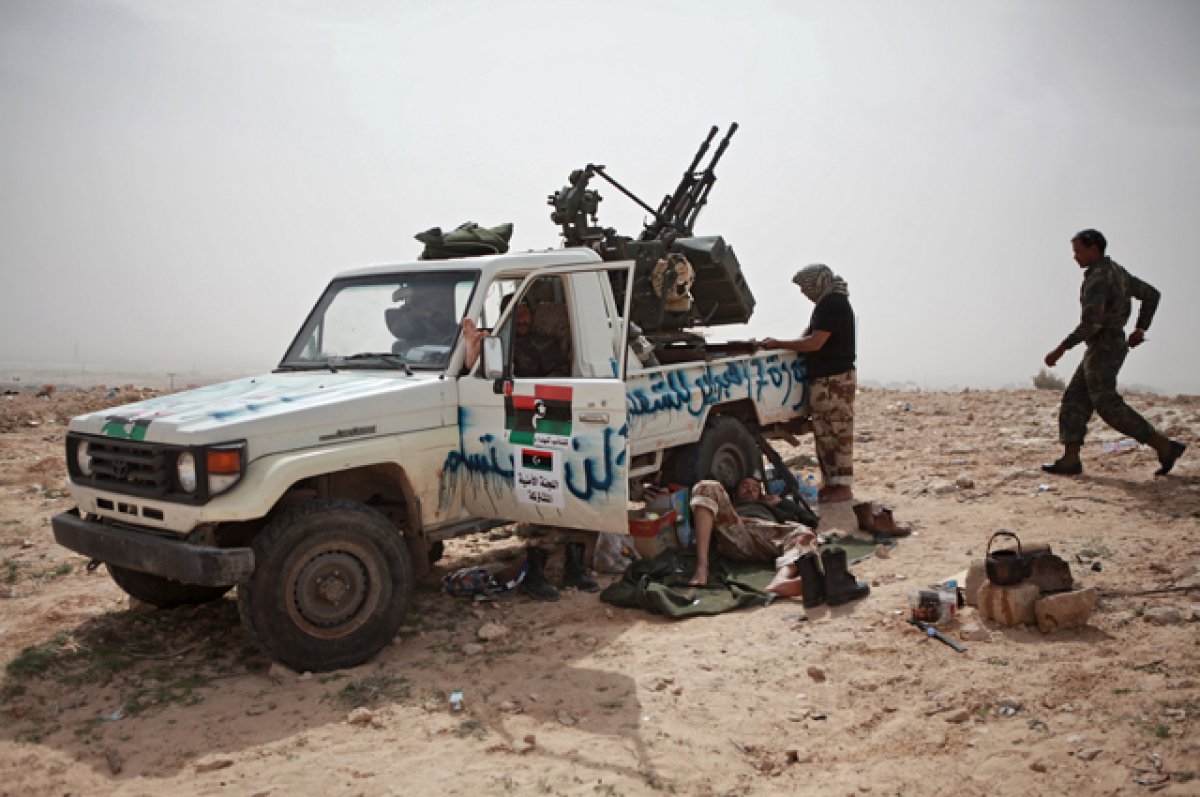 Армия Ливии. Генерал армии Ливии фото сом. Хуситы атаковали американский