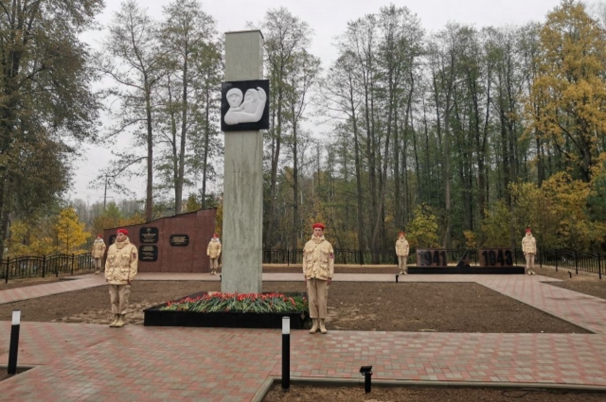 В Унече после реставрации открылся памятник погибшим у годы войны жителям