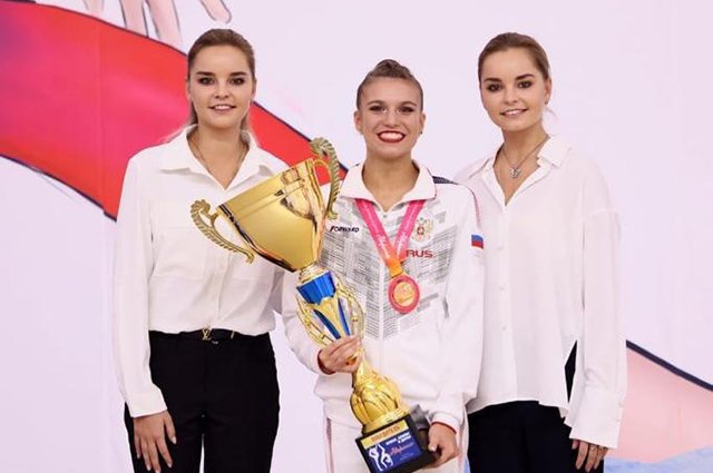 Дина и Арина Аверины провели свой турнир для юных спортсменок, теперь всероссийский.