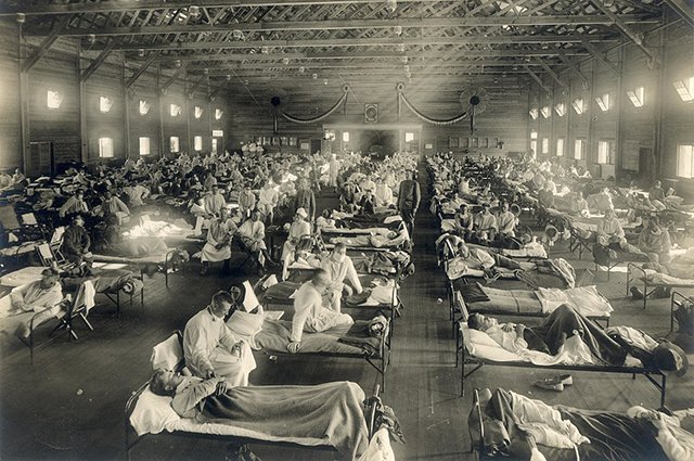 Больница скорой помощи во время эпидемии гриппа, Кэмп-Фанстон, Канзас, США. Около 1918 года.