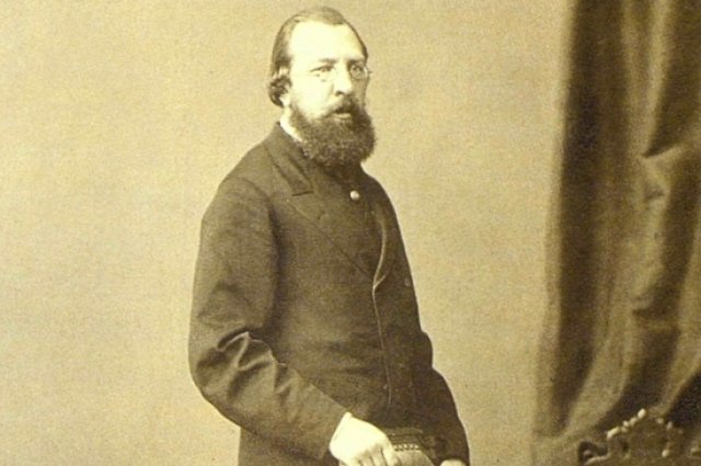 И.С. Аксаков в 1865 году. Фото А.И. Деньера.