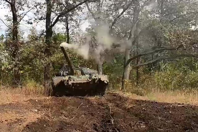 Работа экипажей кочующих танков Т-80 в зоне СВО