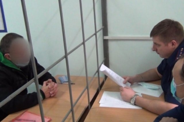 Спустя три дня после обнаружения тела силовики задержали подозреваемого. Им-то и стал сосед Дианы с криминальным прошлым.