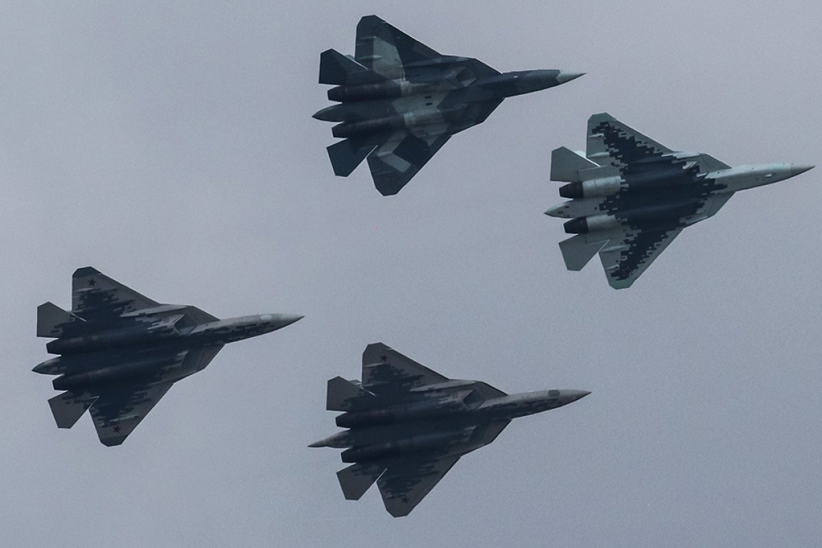Летчик Попов назвал главную особенность новейшей ракеты для Су-57