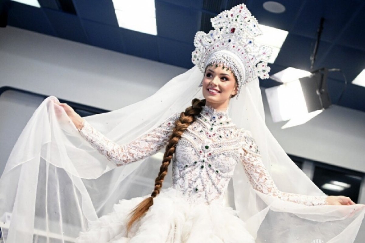 Маргарита Голубева поедет на конкурс «Мисс Вселенная» в костюме петербургского дизайнера