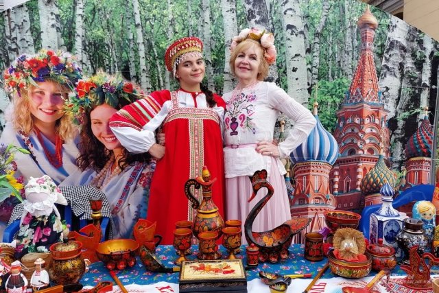 На Кубани народы, проживая бок о бок долгие годы, перенимают праздники, обычаи, ритуалы.